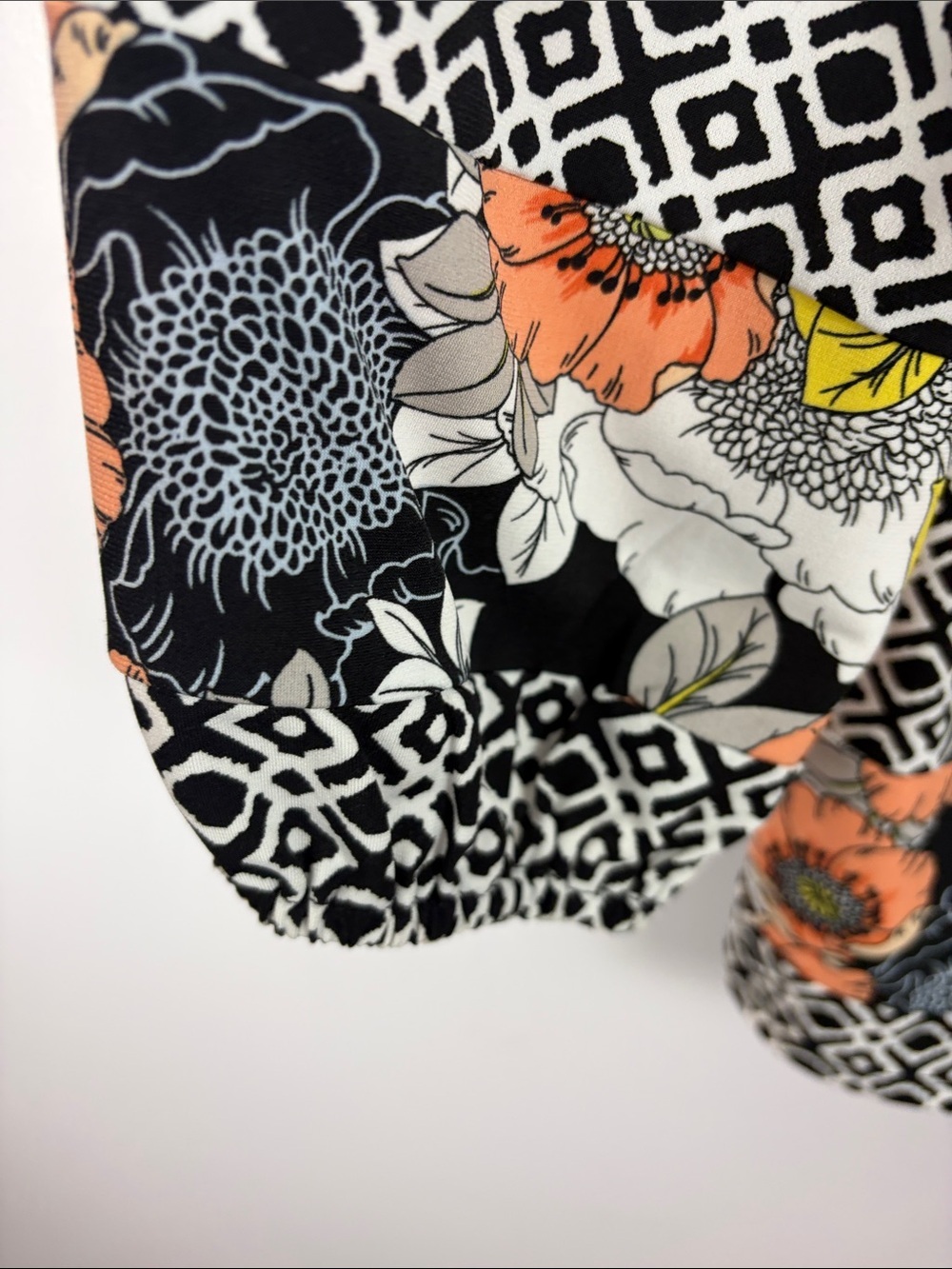 Ruby Rd. Mixed Print Blouse Floral Geometric Top Size Large - Picture 10 of 11